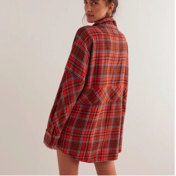 NWOT We The Free Wind River Plaid Shirt Red Flannel Size: Medium - Picture 3 of 8
